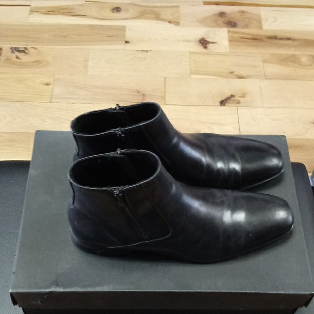 Kenneth Cole - Picture 4 of 4